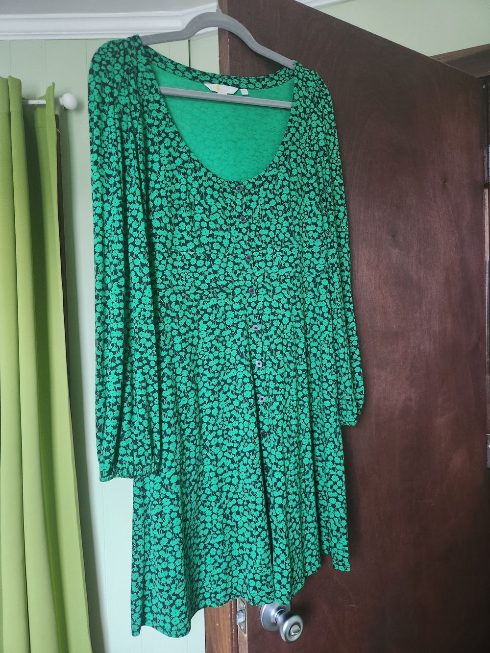 Size 6R Boden Skater Dress, Green and Black Floral